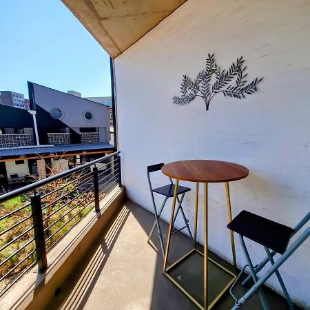 Kaleaba House In Vibey Maboneng Precint Joanesburgo Exterior foto
